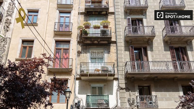 Foto ec88b980-3889-406a-bd0e-901d98b8f67b. Alquiler piso elegante estudio en alquiler en el raval, . en Barcelona