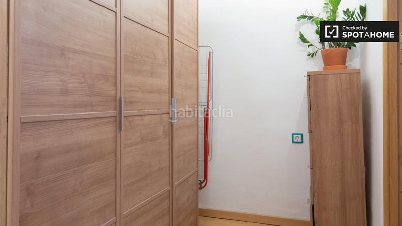 Foto ffcc6a2b-ec21-4147-a265-e7d646265e69. Alquiler piso elegante estudio en alquiler en el raval, . en Barcelona