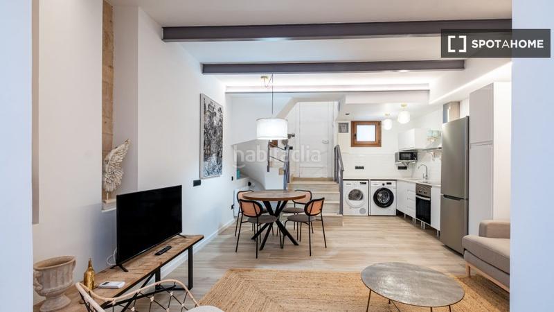 Foto b3ab8f5e-78f0-44d0-9a58-e25e6247d32d. Affitto appartamento con riscaldamento in Barri de les Corts Barcelona