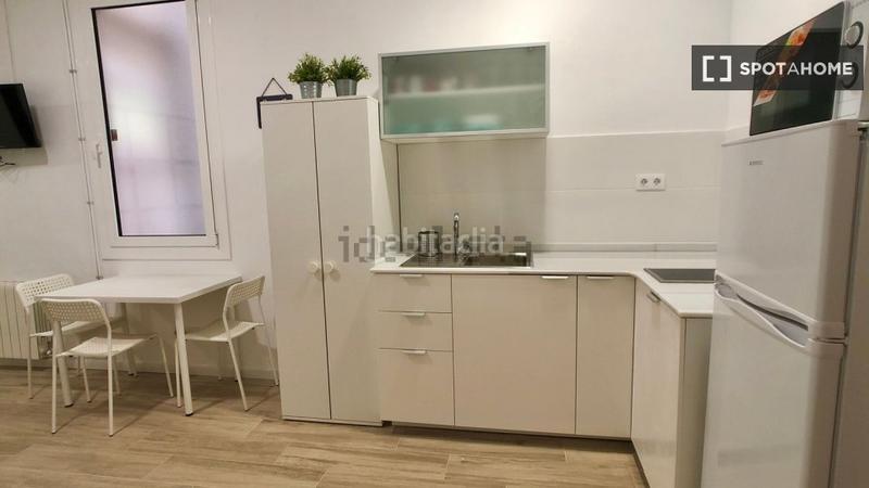Foto cbab2af5-7d09-48a4-848a-c4cc5ee5fb31. Affitto appartamento con riscaldamento in Vila de Gràcia Barcelona