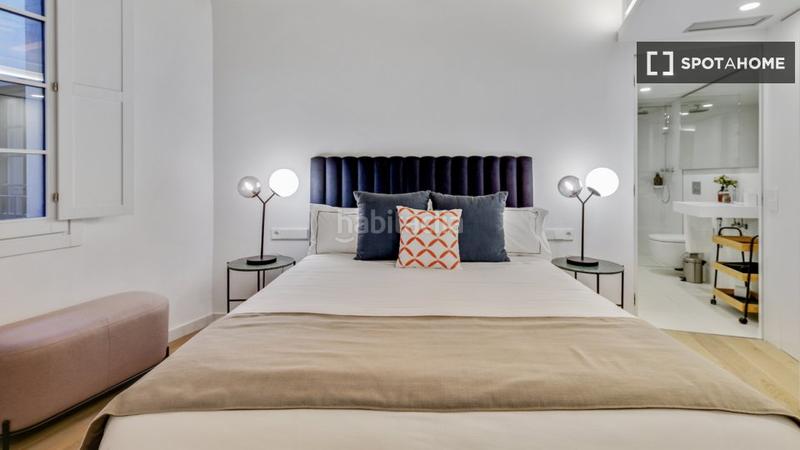 Foto fdb66dcc-a701-4dd6-85e4-57617a1b25b0. Rent flat with heating in Gòtic Barcelona