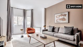 Alquiler Piso en St. Pere - Sta. Caterina - El Born. Apartamento de 2 dormitorios en alquiler en ciutat vella, barcel