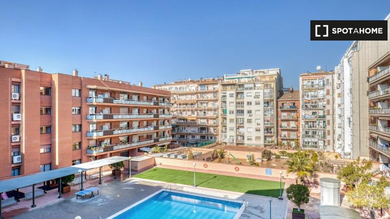 Foto 87bd80c2-18ca-43dc-a190-a0a3e70d059e. Lloguer pis amb calefacció a La Vila Olímpica del Poblenou Barcelona