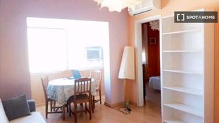 Location Appartement à Almeda - El Corte Inglés. Piso en alquiler de 3 habitaciones en cornellà de llobregat.