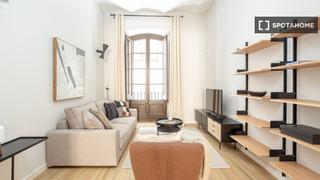 Rent Flat in Gòtic. Piso de 2 habitaciones en alquiler en el gòtic, barcelona