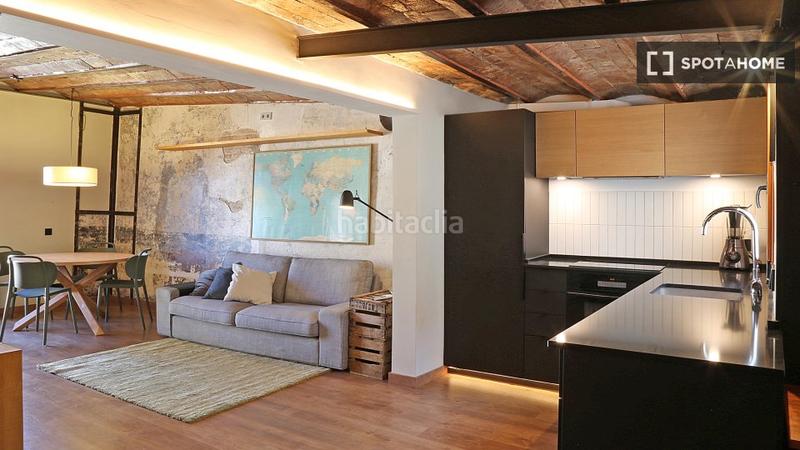Foto 5d284f54-24b2-47de-84f1-cf6244cc62cc. Affitto appartamento con riscaldamento in Raval Barcelona