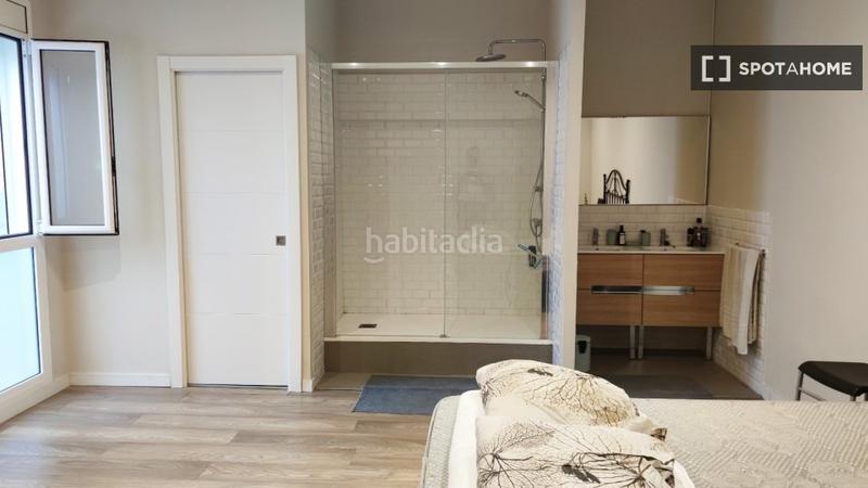 Foto f056445d-ac97-41fb-aa3c-1cb75d537c4a. Alquiler piso apartamento de 1 dormitorio en el Poblenou, en Barcelona