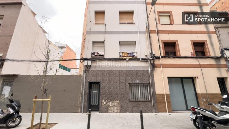 Foto 96d24943-66bd-45e9-bc03-8f23ba0b73d6. Lloguer pis amb calefacció a Collblanc Hospitalet de Llobregat (L´)