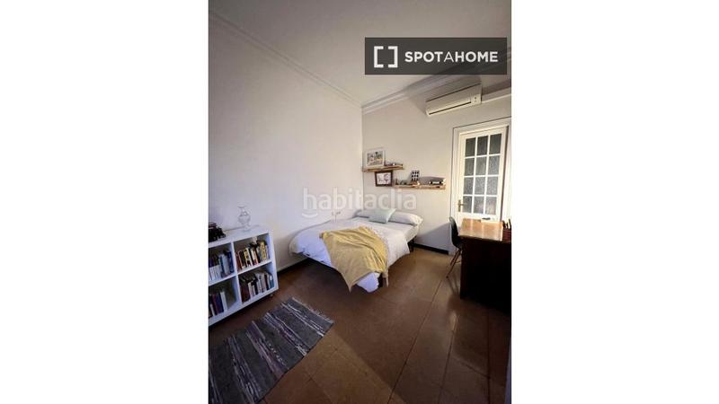 Foto 300118f8-f153-4a9c-b318-ccf5f75cb1bc. Rent flat with heating in Sant Antoni Barcelona