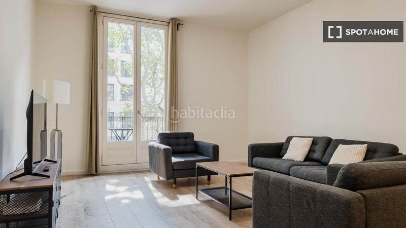 Foto 2e7a6a93-8f96-4714-a5dd-dbd8bf23f47c. Alquiler piso apartamento de 3 dormitorios en alquiler en el barri gotic, en Barcelona