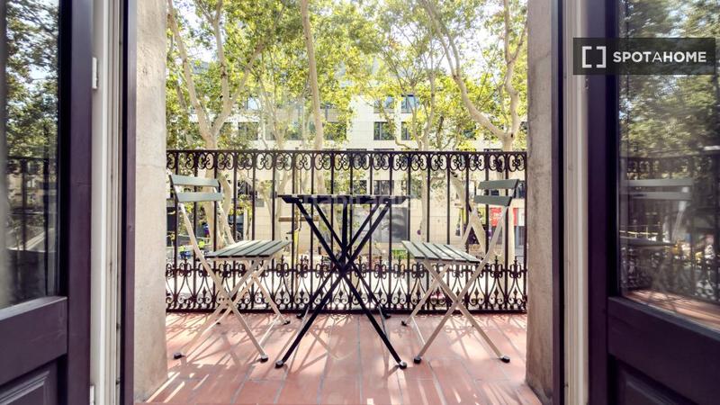 Foto b6d33125-f7f8-4c8f-b755-e22a3d669533. Alquiler piso apartamento de 3 dormitorios en alquiler en el barri gotic, en Barcelona
