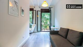 Location Appartement à El Poble Sec - Parc de Montjuïc. Estudio en alquiler lesquerra de leixample barcelona