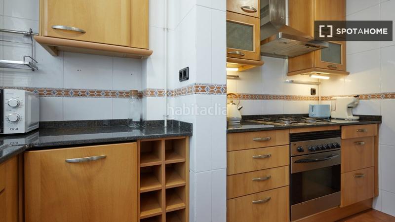 Foto 38e426d3-41df-4a8f-a127-64d4e3c1ee39. Lloguer pis amb calefacció a Vila de Gràcia Barcelona