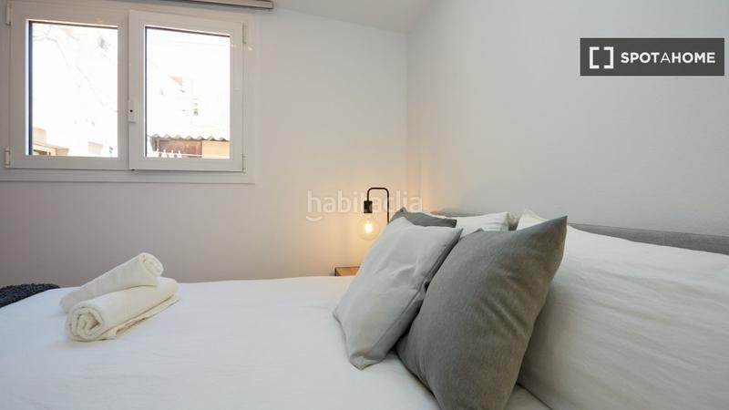 Foto a6a5a73d-5ee8-4fd0-a881-c59c6c98bf2e. Lloguer pis amb calefacció a Vila de Gràcia Barcelona