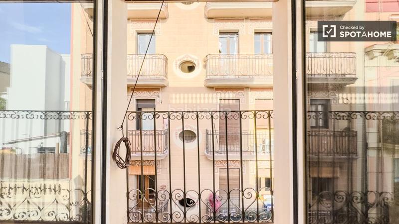 Foto f248869e-a898-4e07-89f4-8d92d7f97d6e. Lloguer pis amb calefacció a Vila de Gràcia Barcelona