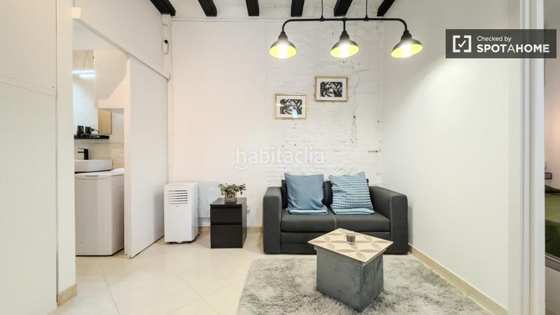 Foto e3f7cdcd-3254-4db1-908c-cae36e26c2b0. Alquiler piso estudio en alquiler en la Barceloneta, en Barcelona