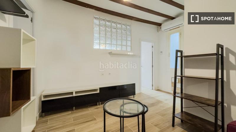 Foto ef6de7f6-081d-48ee-98a4-c2169527d1ac. Lloguer pis amb calefacció a Gòtic Barcelona