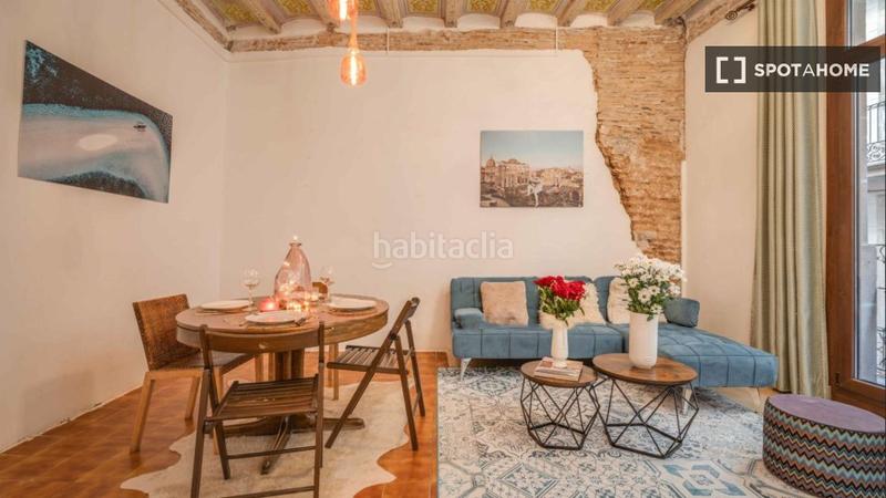 Foto 9f0d28df-aef4-45ea-9141-dc0a416cd124. Miete etagenwohnung mit heizung in Gòtic Barcelona