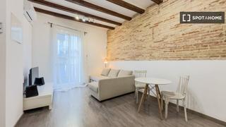 Miete Etagenwohnung in Raval. Estudio en alquiler en el raval, barcelona