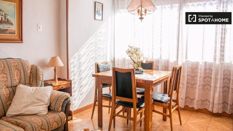 Foto a82bf66c-5990-4d69-8376-9d9d2eae8e9f. Alquiler piso cómodo apartamento de 3 dormitorios en alquiler en poblenou en Barcelona