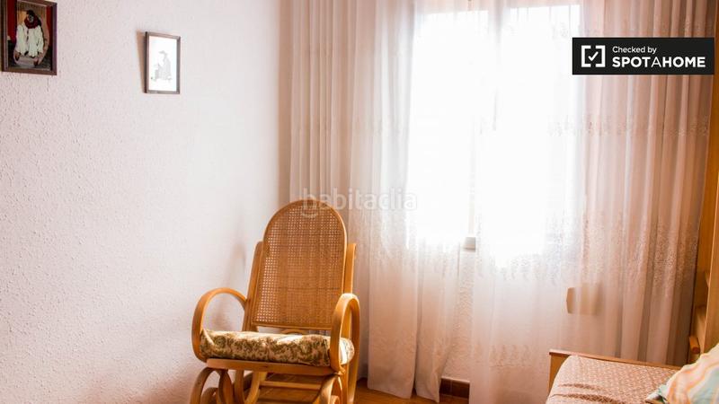 Foto 3e564c59-5bf6-471c-aefa-fc5cca7c5fa2. Rent flat with heating in Besòs - Maresme Barcelona