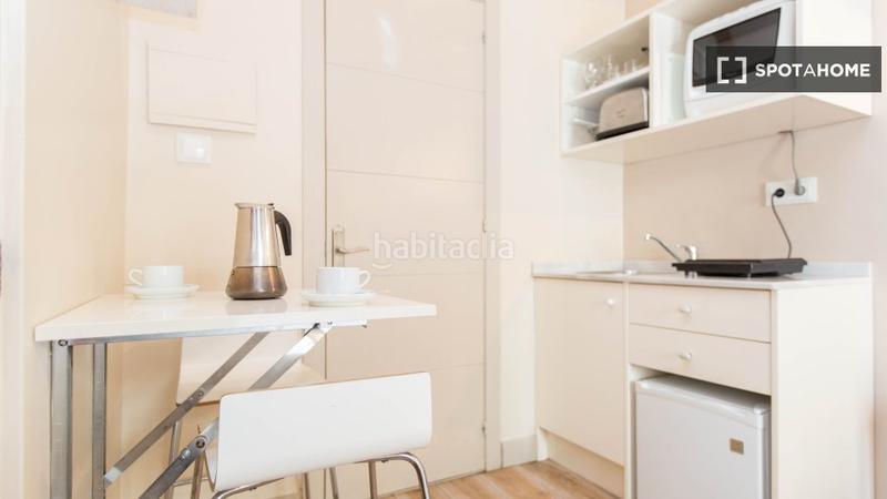 Foto 215dff90-ea25-42af-8668-758d5ef21b8b. Rent flat with heating in Gòtic Barcelona