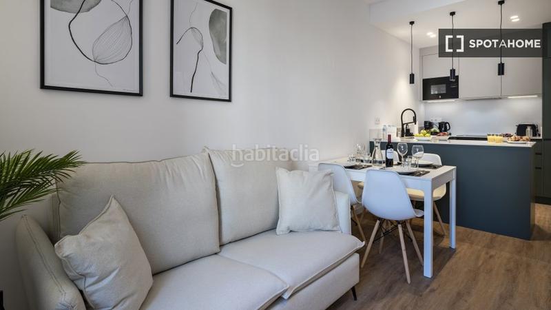 Foto 5b475e8c-5575-4417-ac5d-12bc994b2b84. Alquiler piso apartamento de 3 dormitorios en alquiler en Vila de Gràcia, en Barcelona