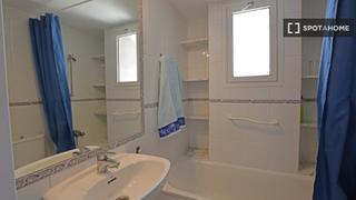Rent Flat in Hostafrancs. Piso en alquiler de 3 habitaciones en hostafrancs, barcelona.