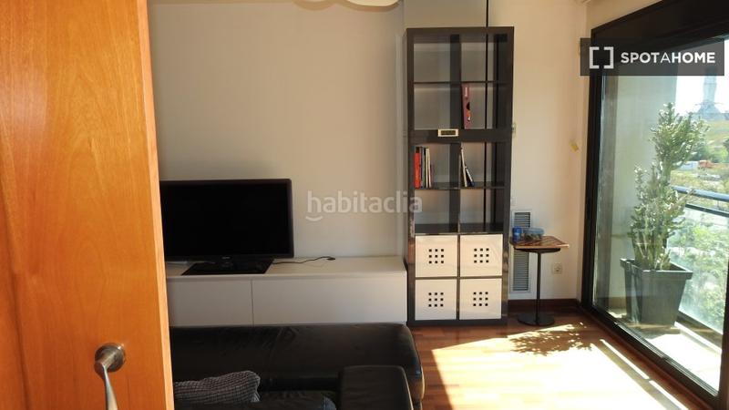 Foto 38e9120e-fbc2-44a3-b702-3a6e098ced01. Location appartement avec chauffage dans Port Forum Sant Adrià de Besòs