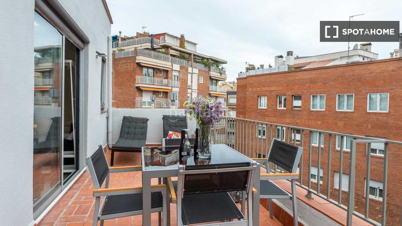 Foto 7edbb5f9-0598-4556-a7d6-b508bda2e953. Alquiler piso estudio en alquiler en el putget i farró, en Barcelona