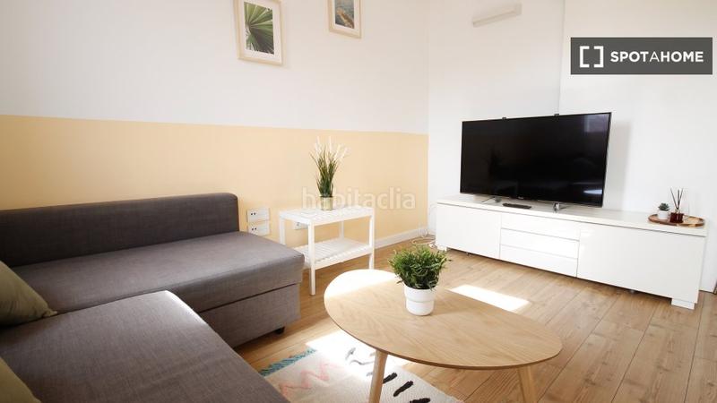 Foto 2e89707b-60e6-4971-bafa-cf453e2171f1. Alquiler piso  en alquiler de 1 habitación en el poble sec en Barcelona