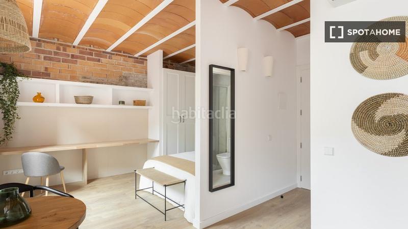 Foto b6660873-cf4c-46d6-bfcc-5b92cdc78672. Affitto appartamento con riscaldamento in Sants Barcelona