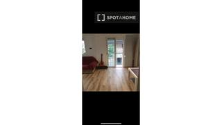 Miete Etagenwohnung in La Torrassa. Apartamento de 2 habitaciones en alquiler en la torrassa, barcel