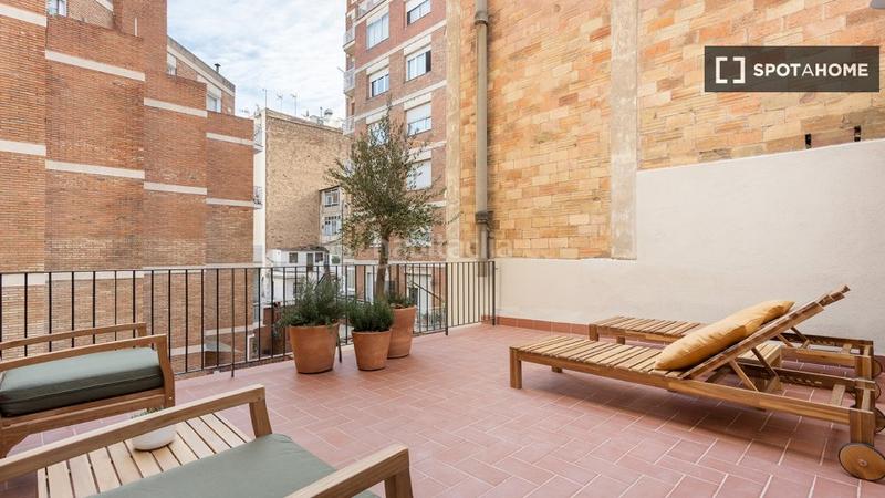 Foto e6ba4d75-bf46-47bf-aa0e-41c08d332ba3. Location appartement avec chauffage dans Sants Barcelona