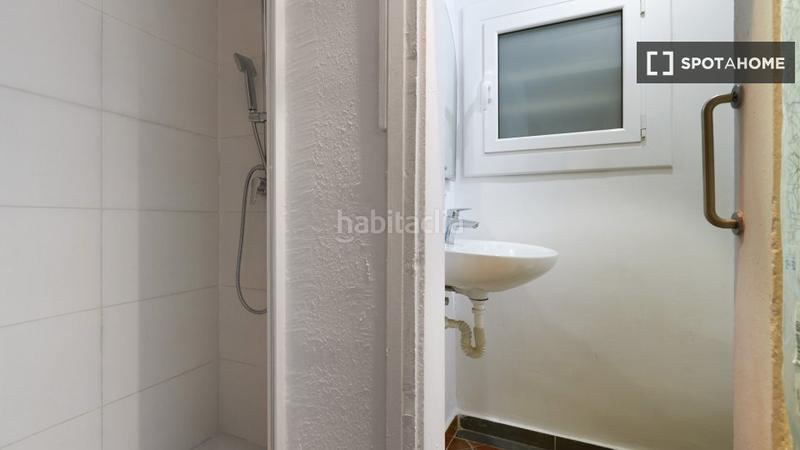Foto f87bbc3a-617f-4e31-82b4-aa74bb28a774. Location appartement avec chauffage dans Raval Barcelona