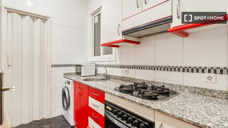 Foto 1d5e222c-a1fd-4884-80eb-2a535ad67b3c. Rent flat with heating in Sant Antoni Barcelona