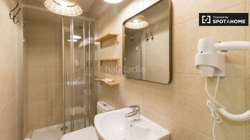 Foto 9888bc55-b3d5-424f-bee5-df12aa237bd4. Location appartement avec chauffage dans Sants Barcelona
