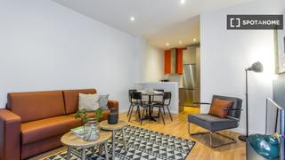 Alquiler Piso en St. Pere - Sta. Caterina - El Born. Piso de 2 habitaciones en el centro de barcelona