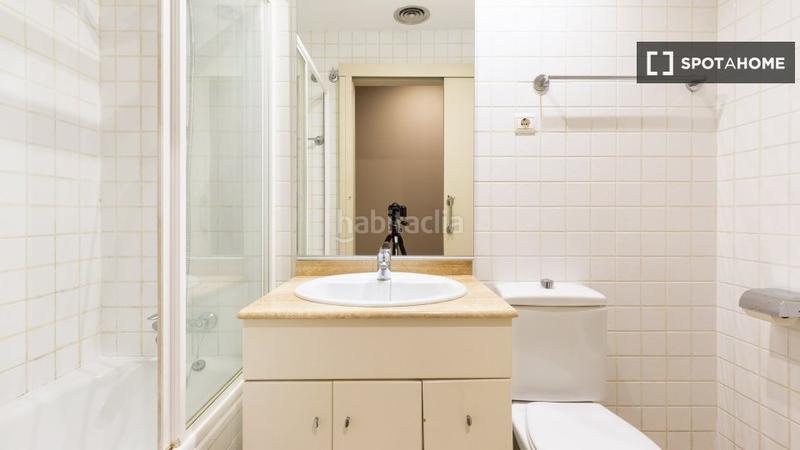 Foto 36a32e46-868f-4d5d-bc4e-db00ccf22313. Rent flat with heating in Gòtic Barcelona