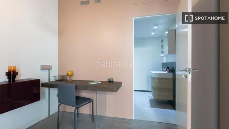 Foto beaa6322-bd15-4862-94c4-fed4a3a4bb1a. Rent flat with heating in Raval Barcelona