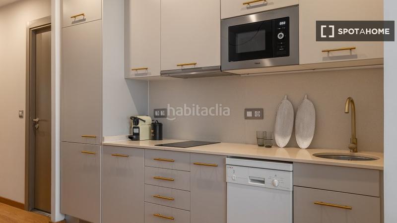 Foto 47b9dc29-dd05-44ab-83fe-4566fd2cb659. Lloguer pis amb calefacció a Sagrada Família Barcelona