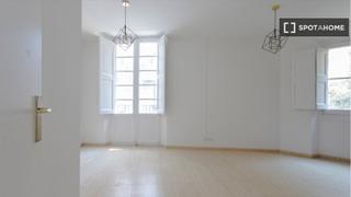 Alquiler Piso en St. Pere - Sta. Caterina - El Born. Apartamento de 1 dormitorio en alquiler en sant pere, barcelona