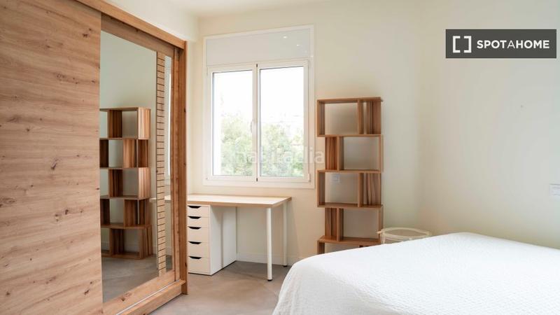 Foto cd5f28a1-084c-4153-8cb3-c06c96c30237. Alquiler piso apartamento de 3 dormitorios en alquiler en el clot, . en Barcelona