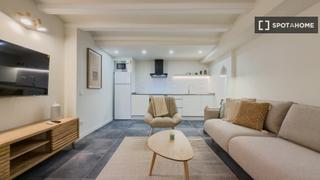 Lloguer Pis a Raval. Apartamento de 1 dormitorio en alquiler en ciutat vella, barcelo