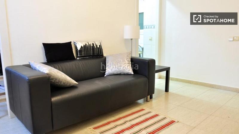 Foto bb78df6b-0d83-4d1a-943a-527f65e596cb. Alquiler piso  de 2 habitaciones y 43m en alquiler en nou barris, en Barcelona