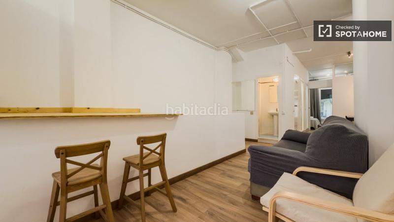 Foto b4ada3d5-5059-4c60-8801-9443f1dbc16f. Affitto appartamento con riscaldamento in Raval Barcelona