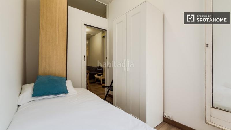 Foto cb460e8a-9b63-4988-9fdc-6e6b470eea20. Rent flat with heating in Raval Barcelona