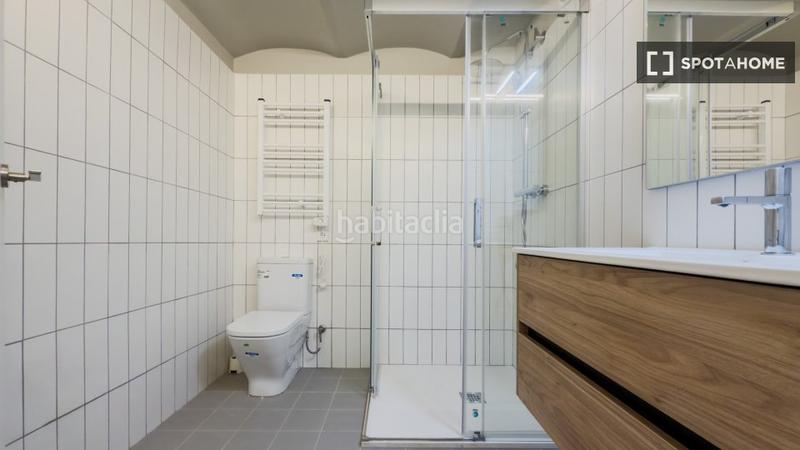 Foto 30c0f9b5-7345-4b11-b67b-b98c145e7b46. Rent flat with heating in El Poble Sec - Parc de Montjuïc Barcelona