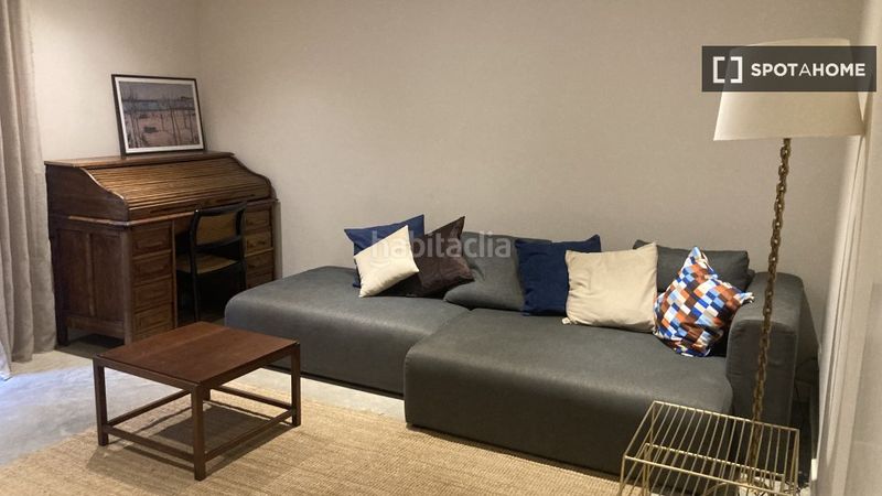 Foto 51cc2f45-47f2-4eff-8ecf-d3c39b222b2f. Rent flat with heating in Centre Sabadell