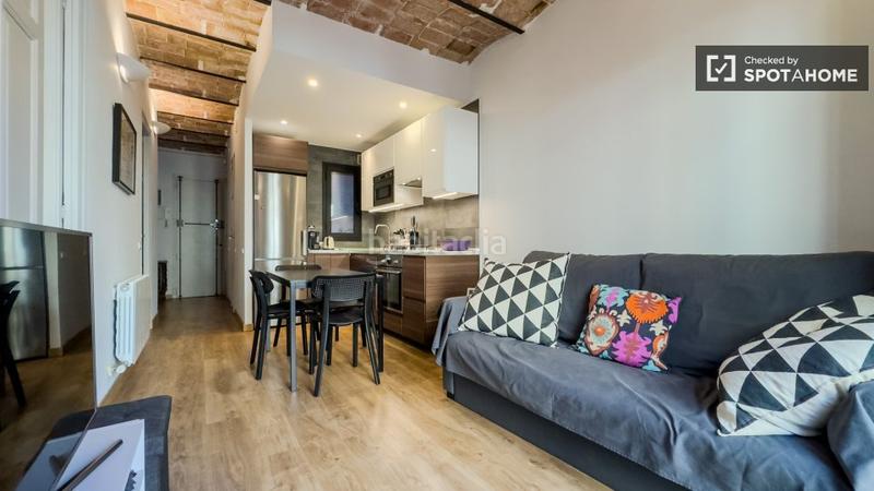 Foto 58ba6f05-d4f6-402c-b2a5-487bced355ce. Alquiler piso  de 1 habitación en alquiler en el poble sec, en Barcelona